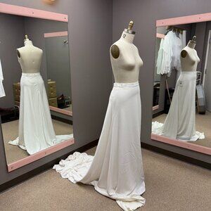Pronovias A-Line Ivory skit